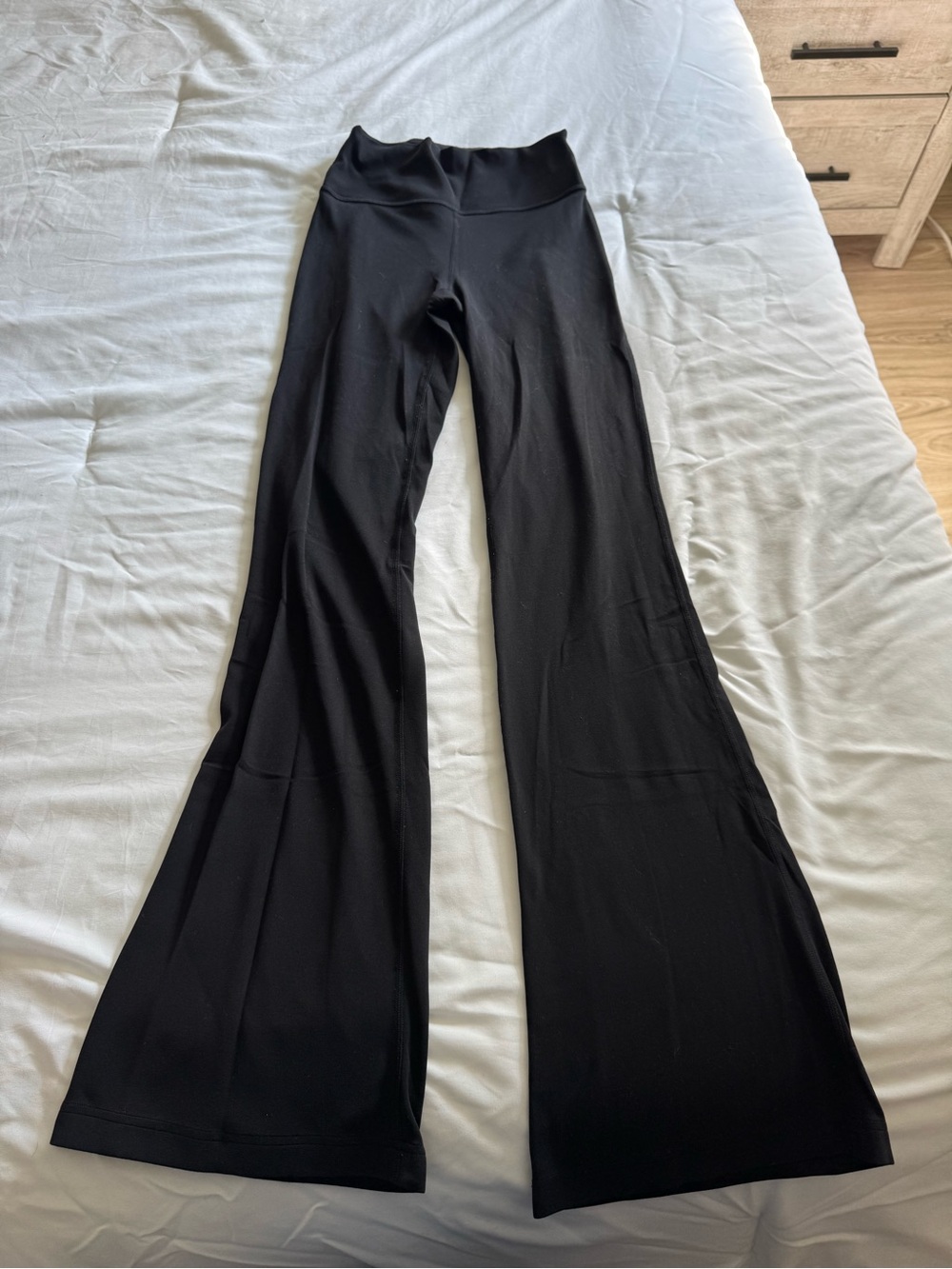 Lululemon Groove High-Rise Nulu Flared Pants 30” - Black